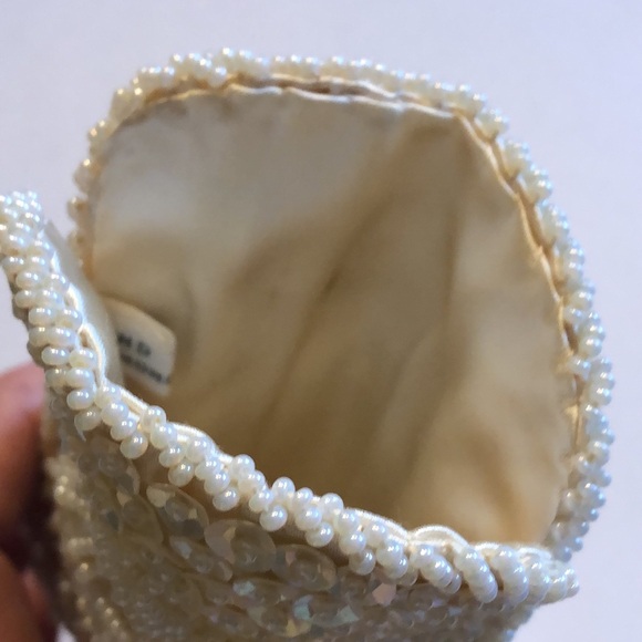 Vintage Beaded Sequin Floral Eyeglasses Case - Picture 5 of 5